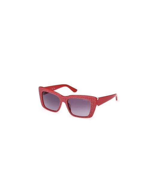 Sunglasses di Guess in Red