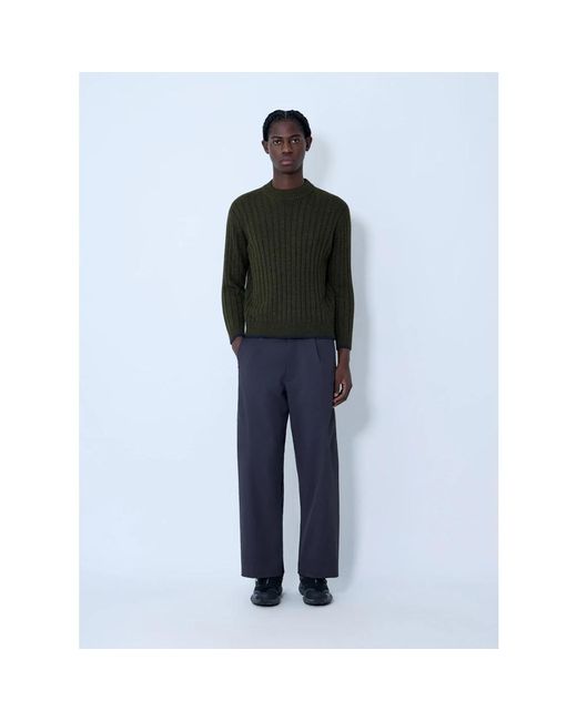 GR10K Black Round-Neck Knitwear for men