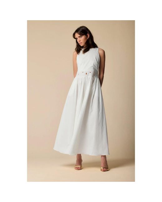 Kocca Kleedjes ,Wit ,Elegante Maxi Jurk in het White