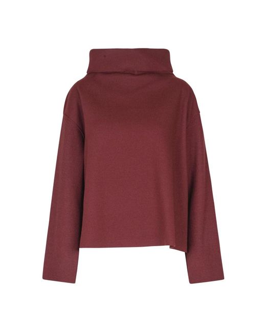 Niu Red Turtlenecks