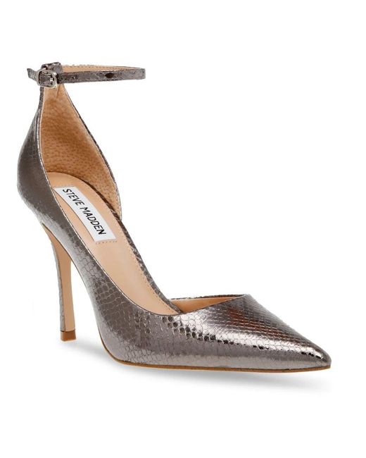Pumps di Steve Madden in Gray