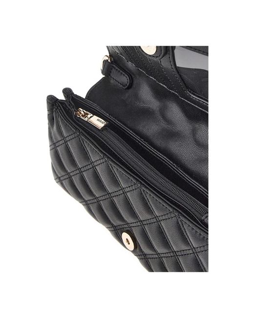 Clutches di Guess in Black