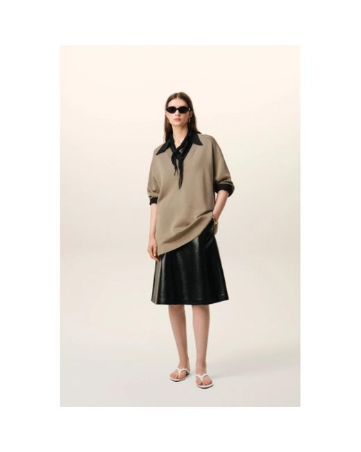 AMI Natural V-Neck Knitwear