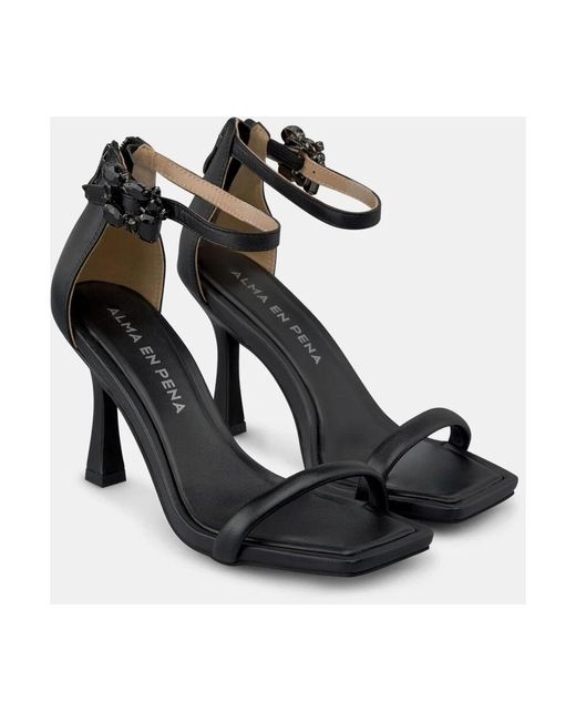 Alma En Pena. Black Sandalette mit juwelen-schnalle