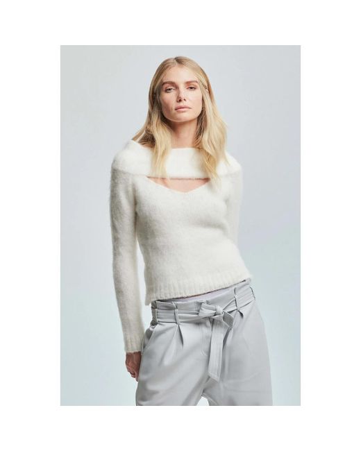Round-Neck Knitwear di Kocca in White