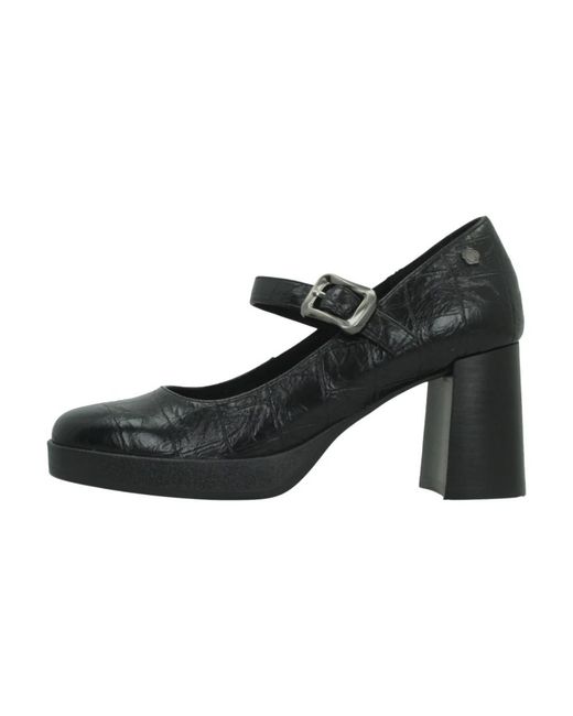 Carmela Black Pumps