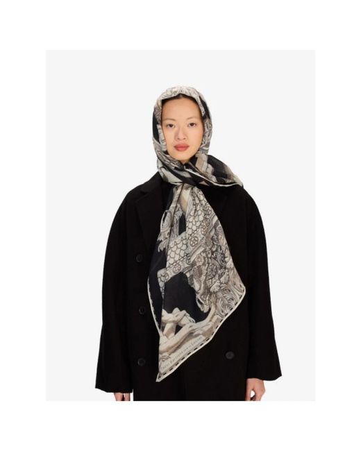 Inoui Edition Gray Winter Scarves