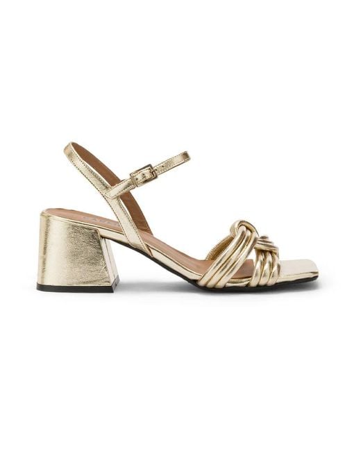 Carmens Metallic Tragen Twist