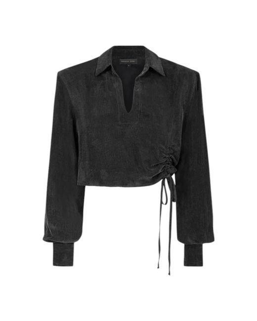 Undress Jassen ,Zwart ,Cropped Zwart Shirt Met Strikdetail Aan De Zijkant in het Black