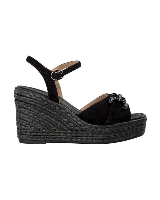 Wedges di Alma En Pena. in Black