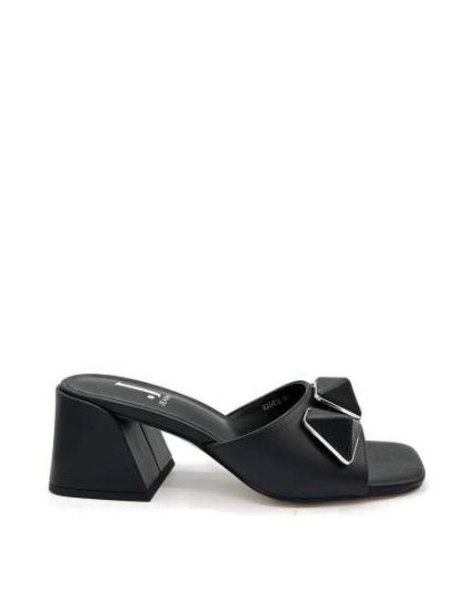 Flat sandals Jeannot de color Black