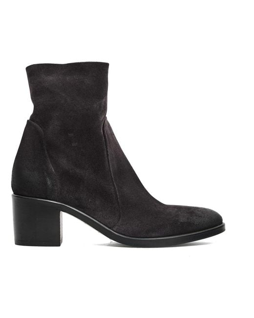 Strategia Black Heeled Boots
