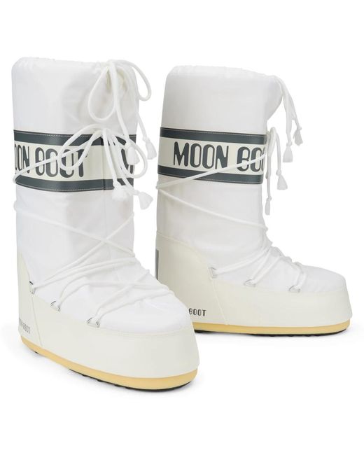 Moon Boot White Winter Boots