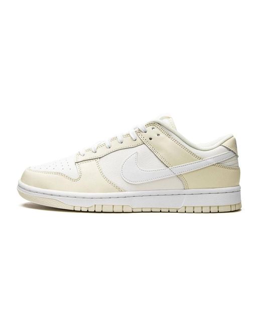 Sneakers Nike de hombre de color White