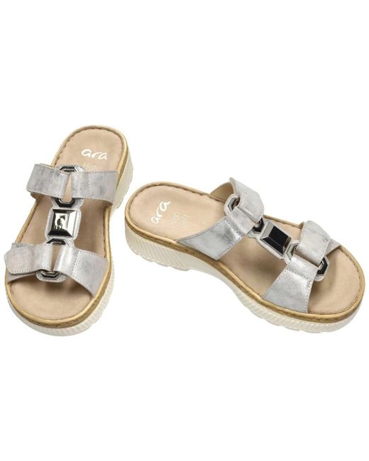 Ara Metallic Capri-S