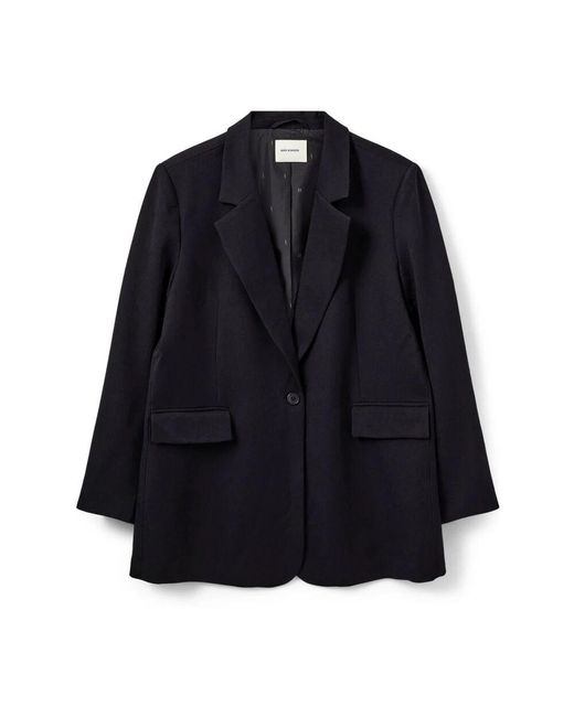 Sofie Schnoor Blue Klassischer Schwarzer Blazer Tallulahsw Modell