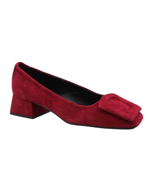 E mia Red Pumps