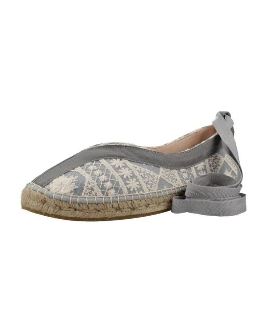 Espadrilles di Macarena in Gray