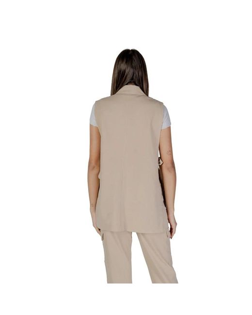 B.Young Jassen ,Leer Elegant Gilet Met Revers in het Natural