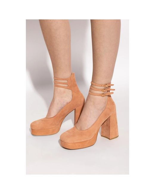 Pumps di Chloé in Brown