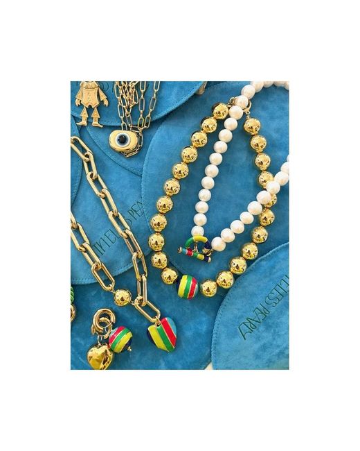 Timeless Pearly Metallic Necklaces