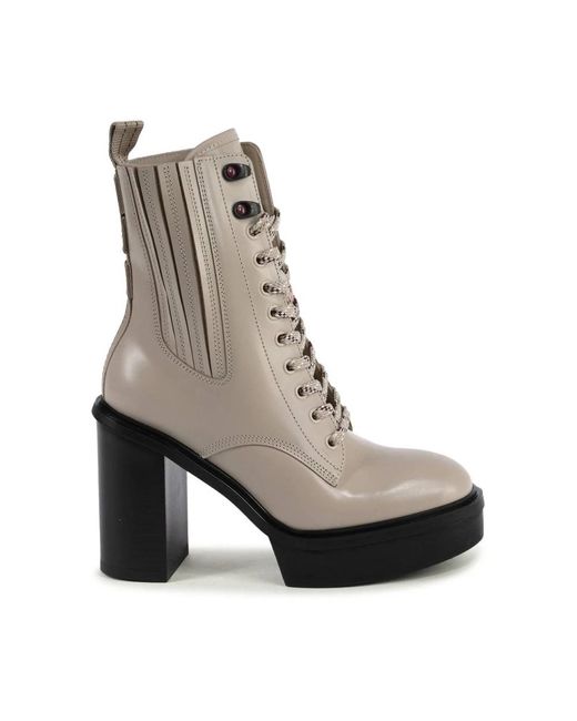 Tommy Hilfiger Heeled Boots in het Brown