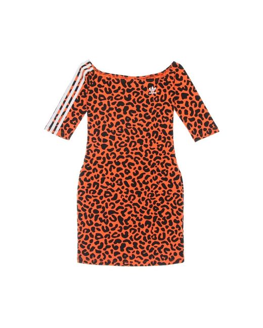 Short Dresses di Adidas in Red