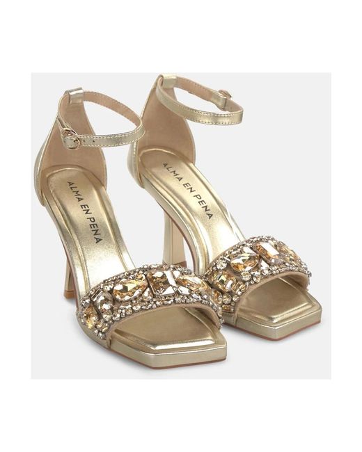 Alma En Pena. Metallic High Heel Sandals