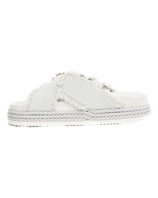 Mou White Sliders