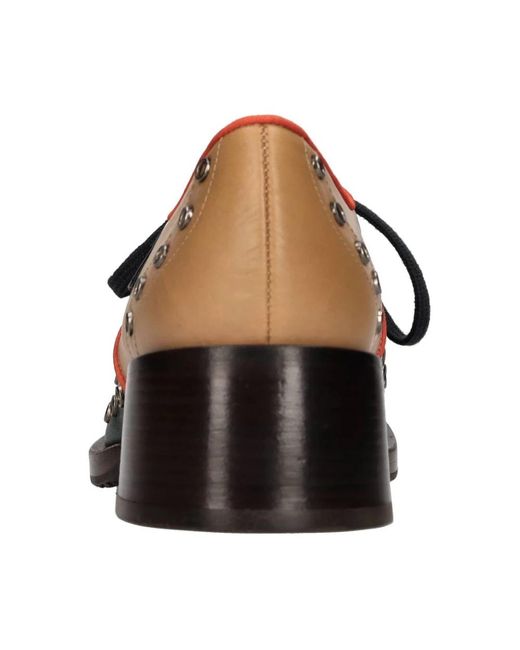 Laced Shoes di Chie Mihara in Brown