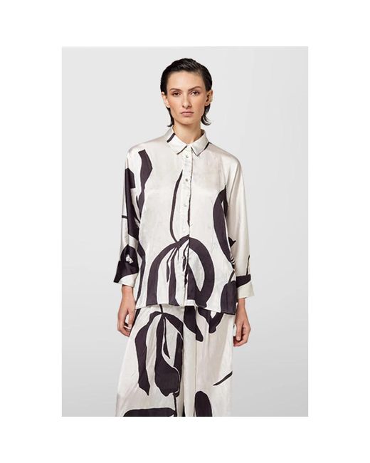 Shirts Alpha Studio de color Black