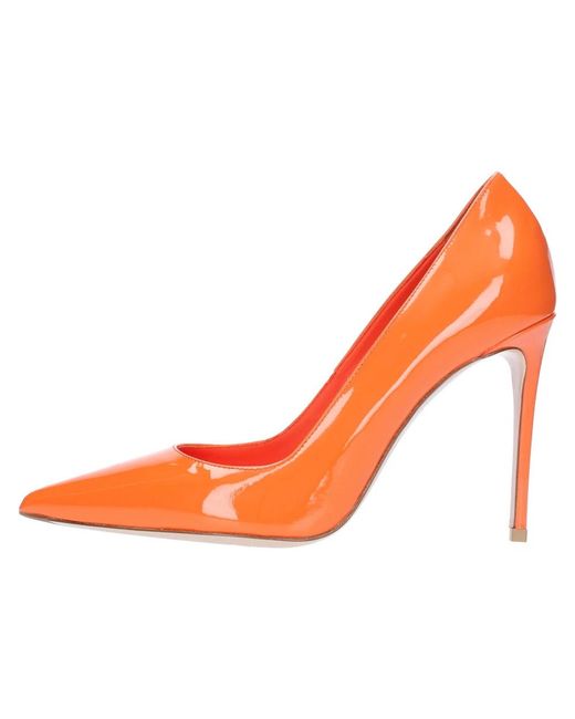 Le Silla Orange Pumps