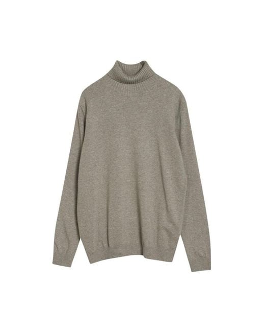 Oscar Jacobson Gray Turtlenecks for men