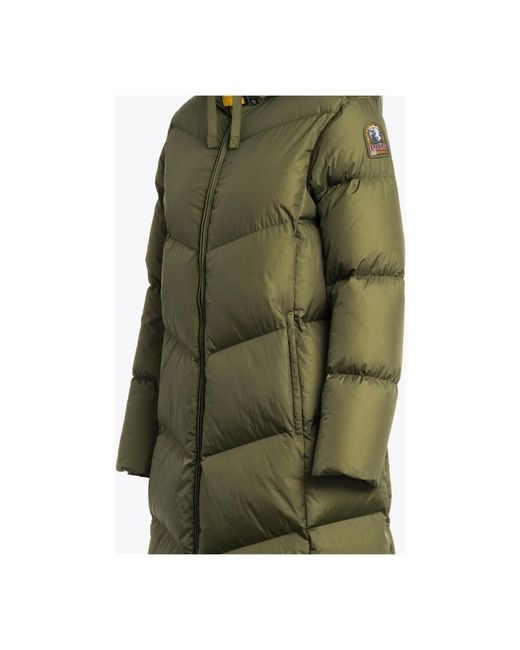Down Coats di Parajumpers in Green