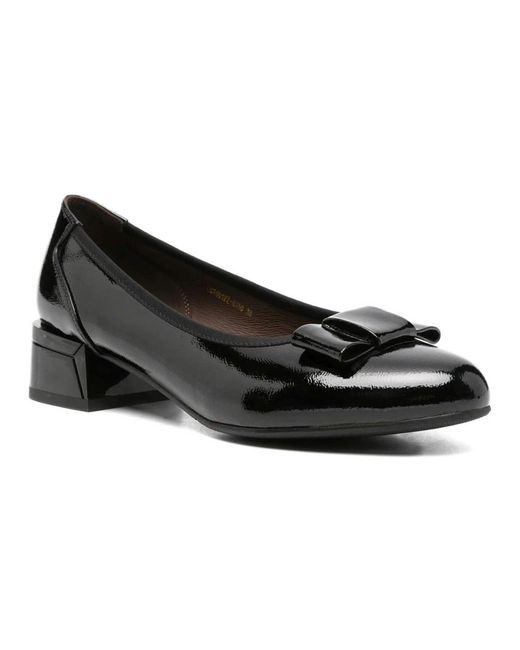 Linda Baumann Black Pumps