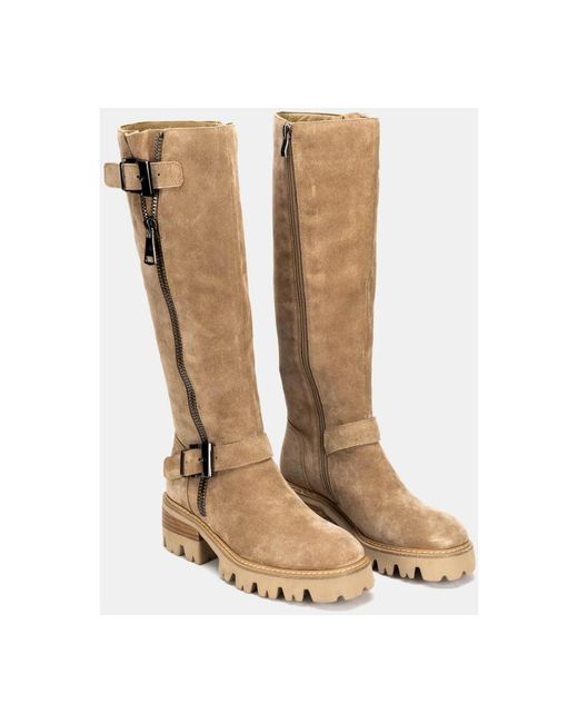 Alma En Pena. Brown High Boots