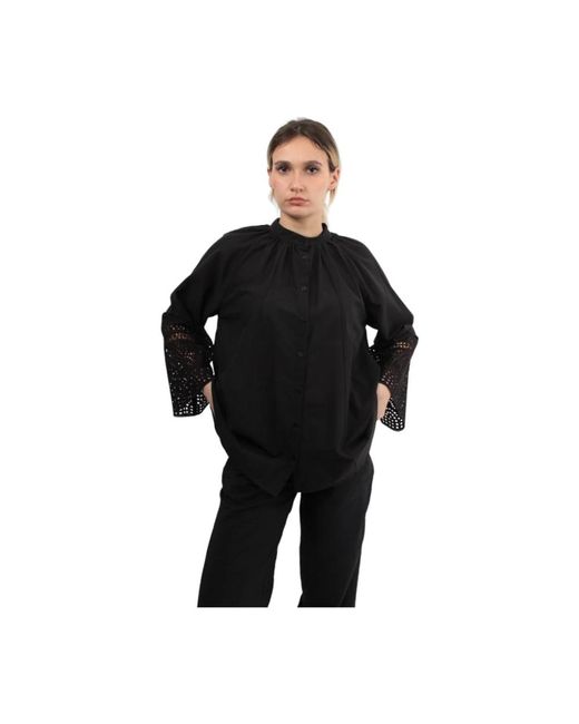 Camicia nera con manica raglan in macramè di Jijil in Black