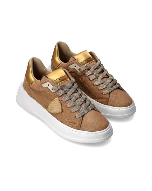 Sneakers di Philippe Model in Brown