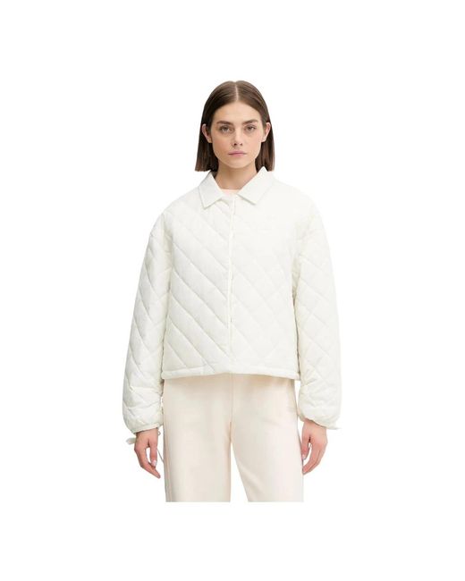 Light Jackets Guess en coloris White