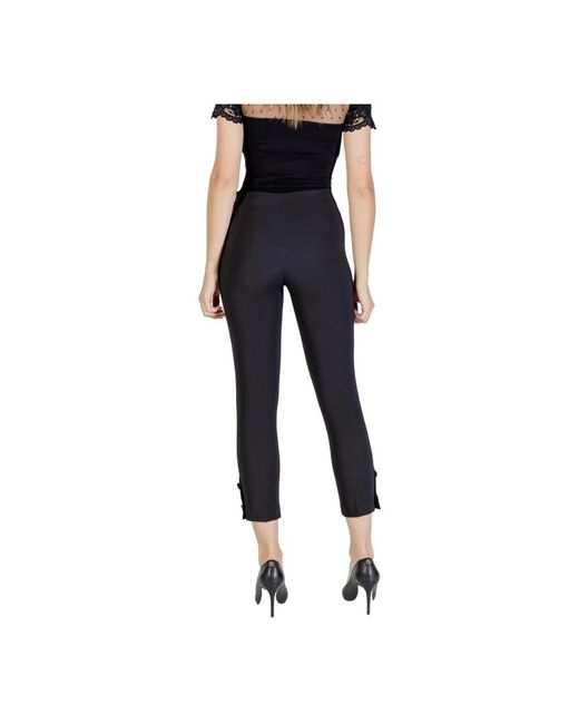 Rinascimento Cropped Trousers in het Blue