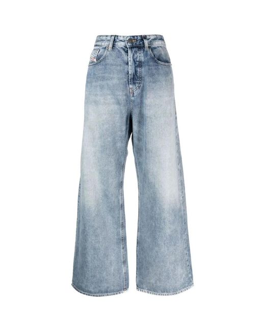 Acid wash wide leg denim jeans di DIESEL in Blue