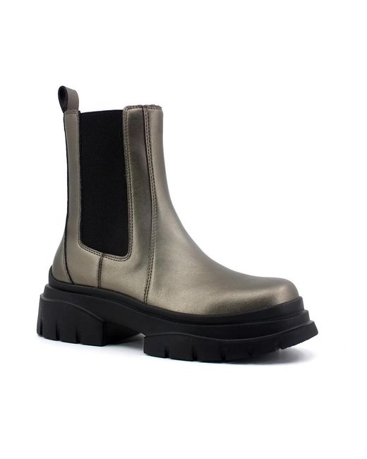 Steve Madden Black Chelsea Boots
