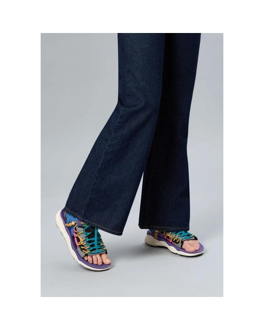Flower Mountain Blue Wedges