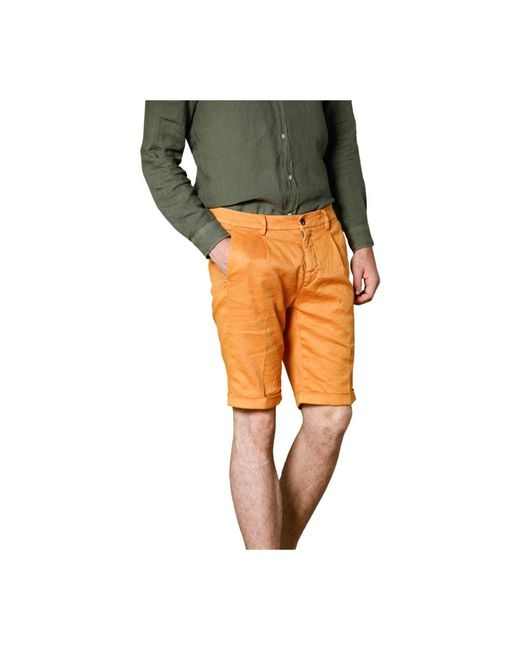 Mason's Korte Broeken ,Oranje ,Katoen Carrot Fit Linnen-Katoenen Chino Bermuda Shorts in het Yellow voor heren