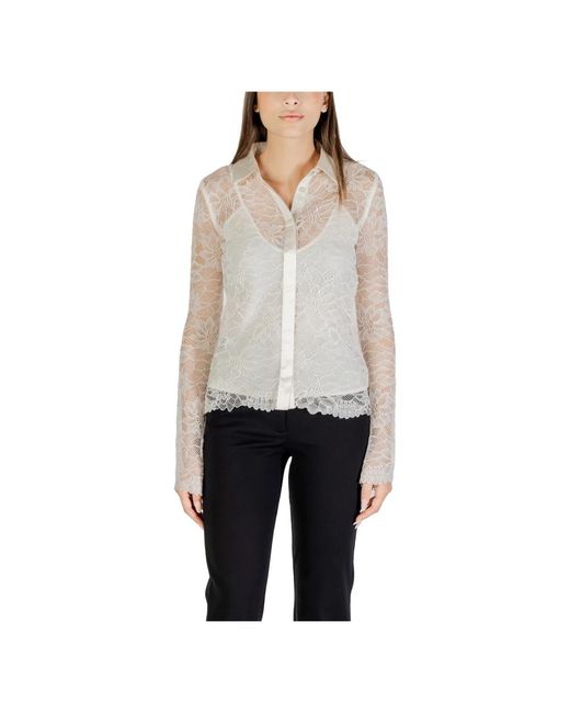 Guess Overhemden ,Antoinette Kantoverhemd Elegant En Verfijnd in het Gray