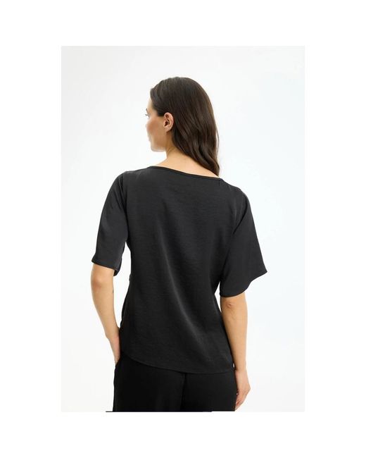 Blouses iN FRONT de color Black