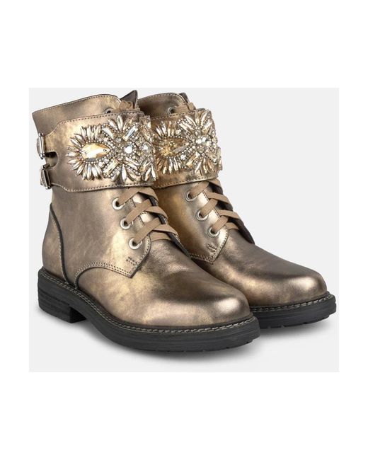 Alma En Pena. Brown Ankle Boots