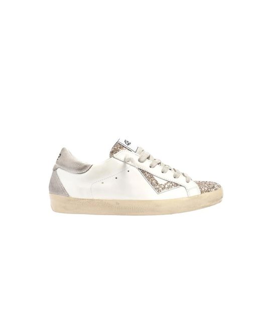4b12 White Sneakers