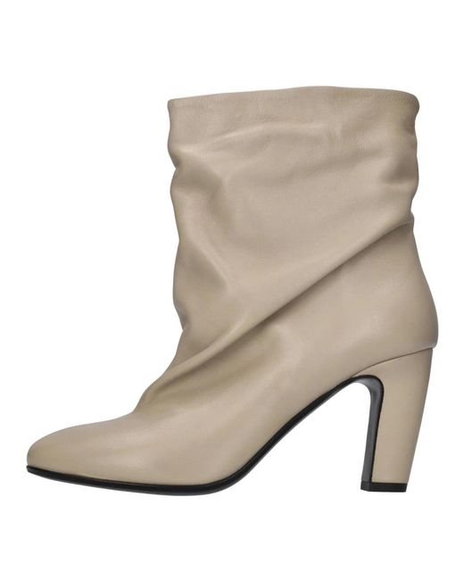 Strategia Natural Heeled Boots