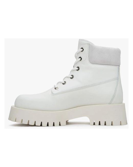 Lace-Up Boots di ESTRO in White
